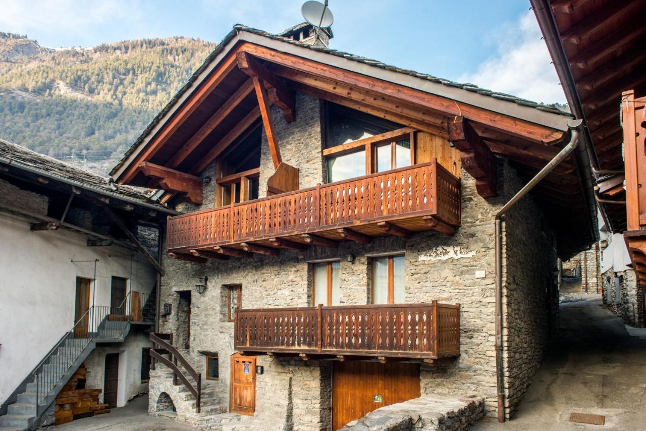 Mont Blanc Apartments Morgex Exteriör bild