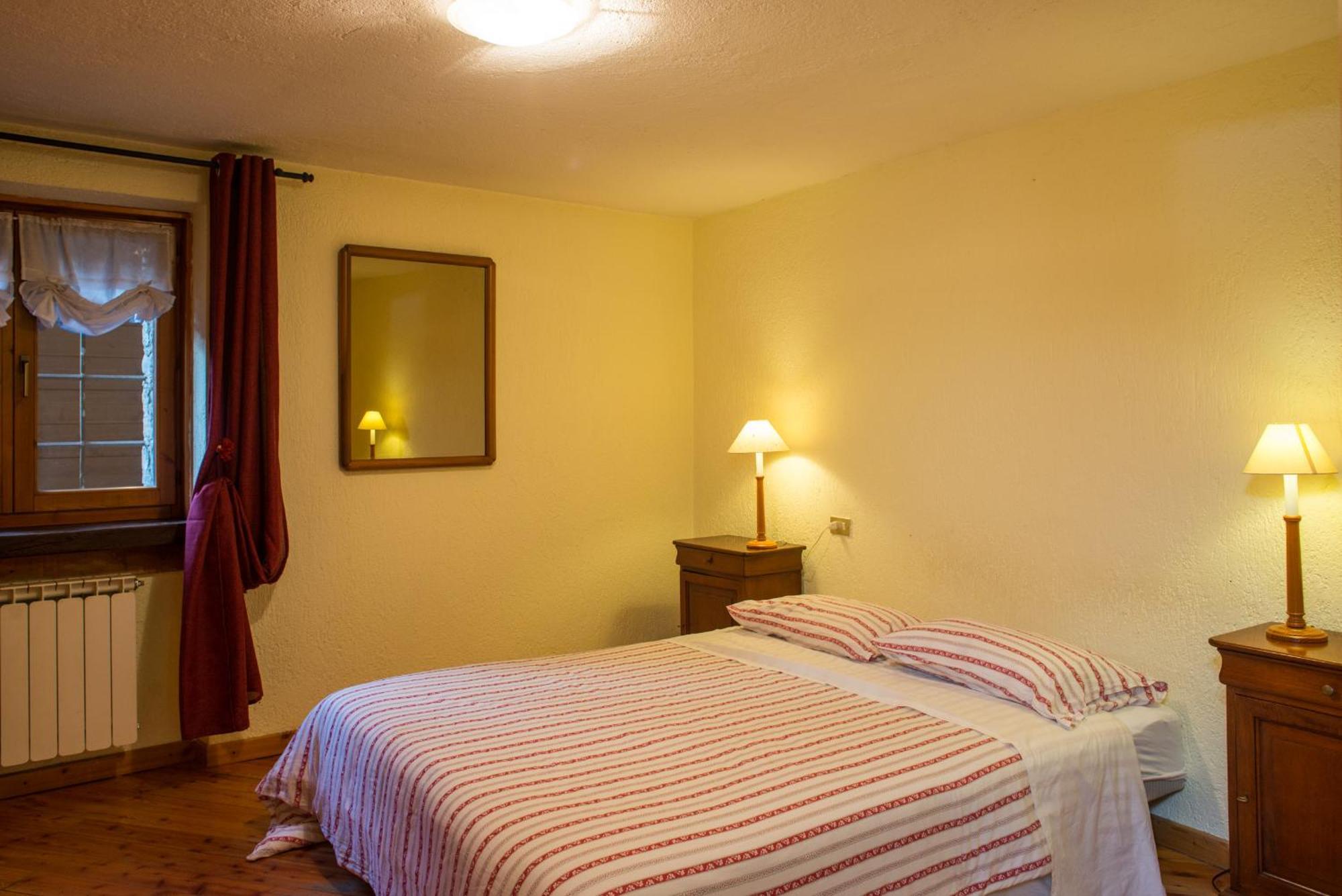 Mont Blanc Apartments Morgex Rum bild